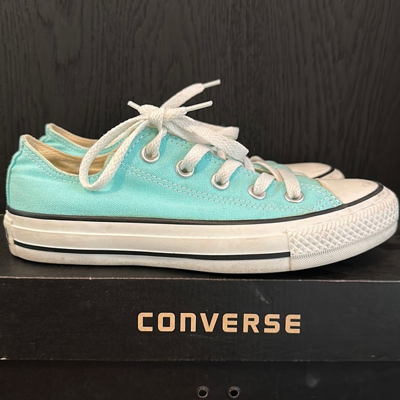 Converse Shoes - Converse Low Top | SZ 5 | Aruba Blue